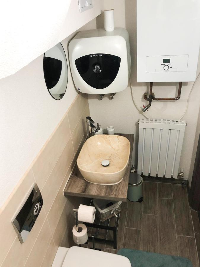 Ultra Central Apartment, Free Parking Oradea - Stray Cats Eksteriør bilde